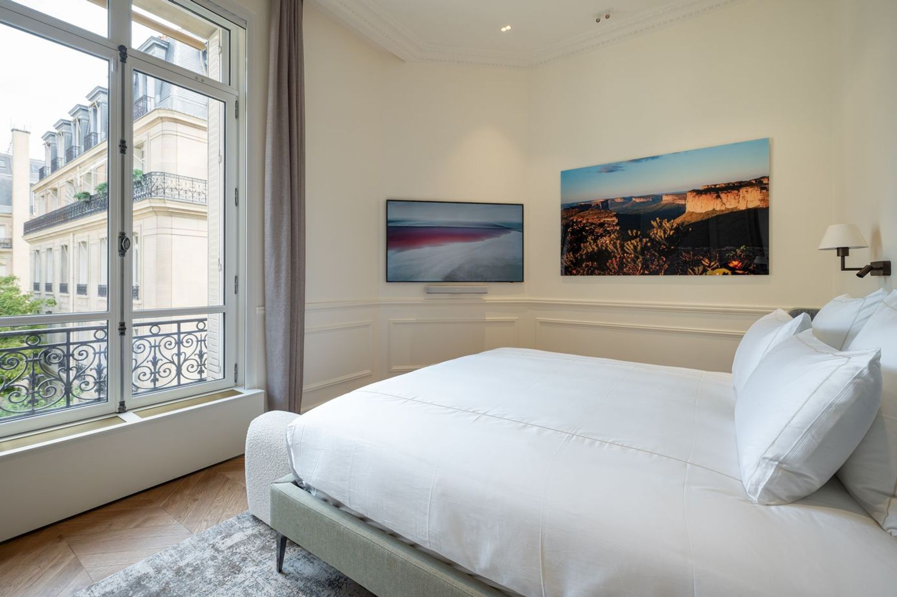 Apartment Montaigne villa photo.